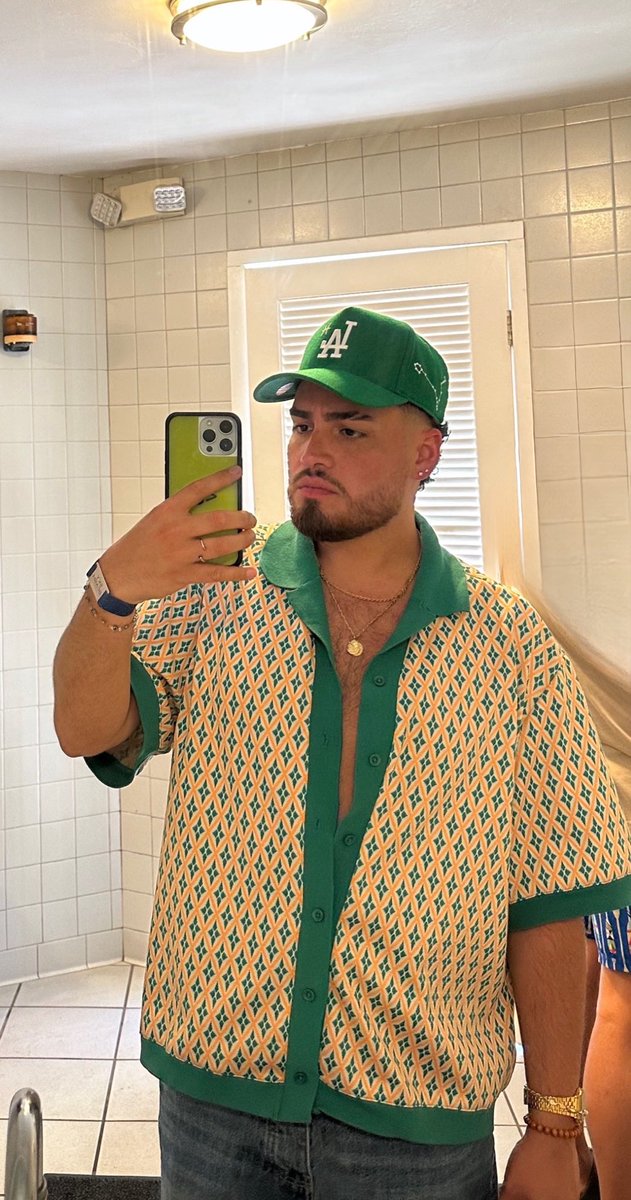 ugh bruce tweet media