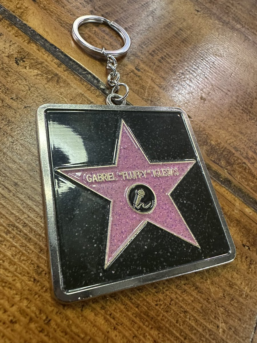 G a b r i e l - I g l e s i a s tweet media