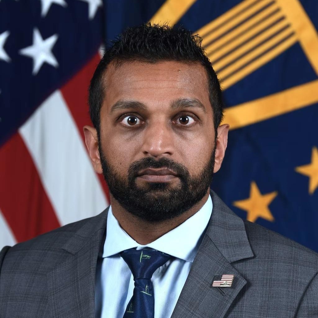 factpostnews's tweet image. New reports reveal the FBI was delayed in reaching the scene of a mass shooting in December because there was no FBI plane available to take them.

Kash Patel had taken an FBI jet to Florida and given an order to hold the FBI’s only other jet.