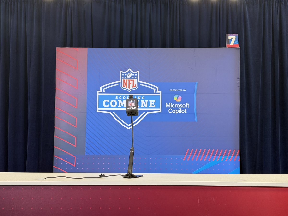 ByJayMorrison's tweet photo. No better place to get back on the horse than the home of the Colts. 

Will post stories a little later from Duke Tobin and Zac Taylor’s media 
sessions here. https://t.co/fsf4DskIDa
