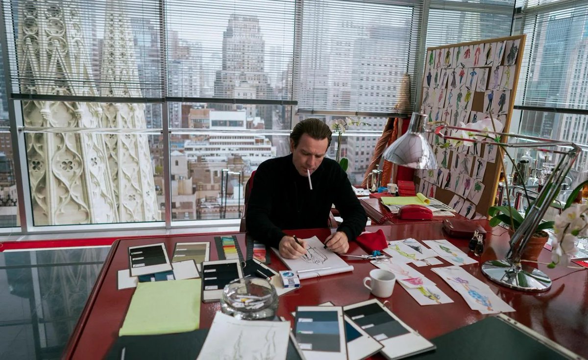 connorfowlerx's tweet photo. Screens are disgusting focal points in rooms designed for creativity, work, and study.

You cannot have expansive thoughts with the void machine pulling you in from across the room.

They should be temporary tools hidden from sight whenever possible. https://t.co/0x88go5C9N