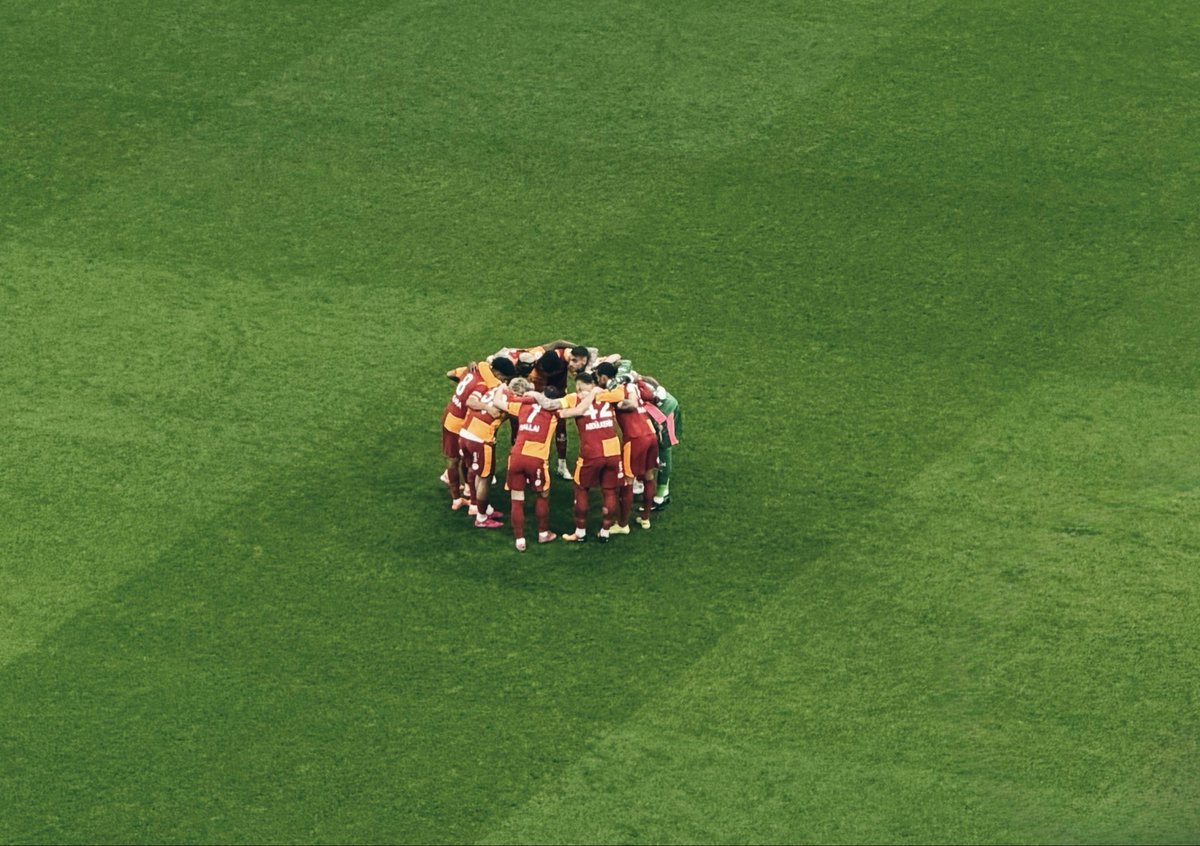 Allah’ım yarın Galatasaray’ımızı muzaffer kıl.
