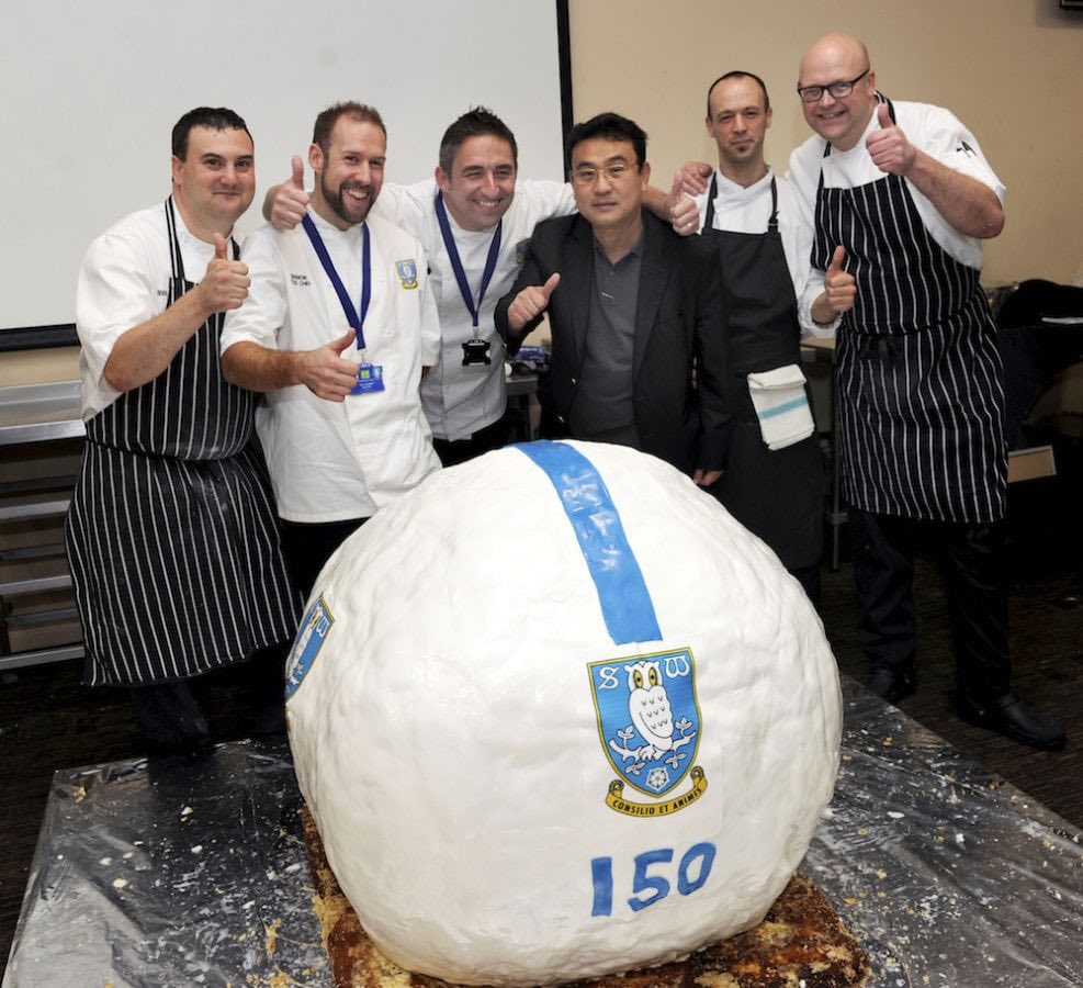 annies_song_ tweet media