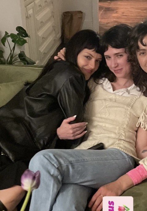 rach 𖧧 tweet media