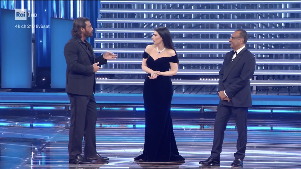 meleonoray's tweet photo. Solo noi fan delle dizi da quando non andavano in onda tutte le sere su canale 5 possiamo capire quanto ci può sembrare irreale vedere Can Yaman condurre il festival di Sanremo. 
#Sanremo2026 https://t.co/Go5v6xDrh6