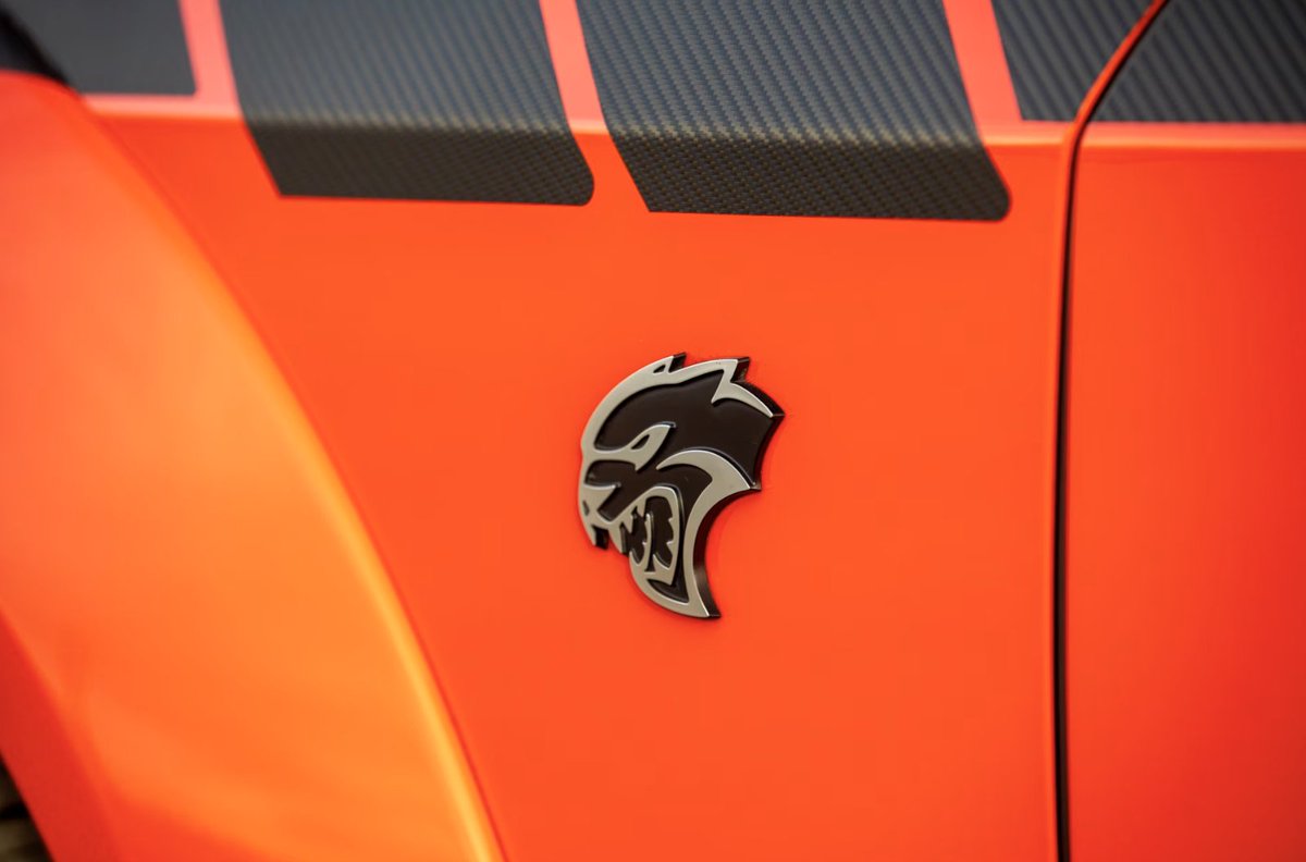 Mecum Auctions tweet media