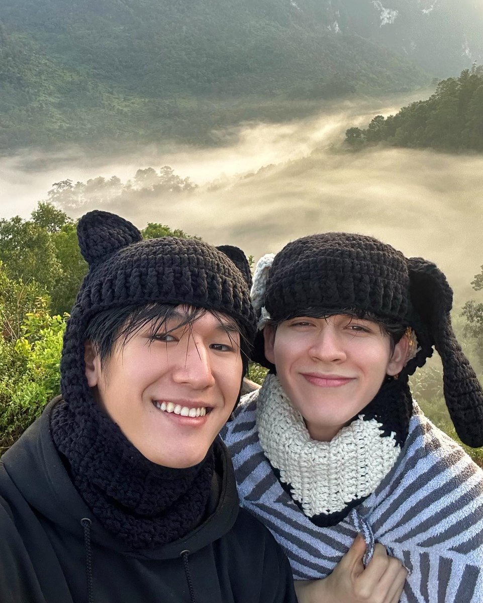 Man 4 years of Boss way to go everyone. I have loved everyone minute of those 4 years!

With being a boss I have gained lifelong friends, and started a FC with said friends. Heres to many more.

4YEARS BOSS OF MOSBANK  

#MosBank 
#4thYearWithMosBank