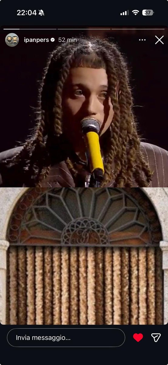 vic_sono's tweet photo. STO PIANGENDO #sanremo2026 https://t.co/scC7MP0IGm