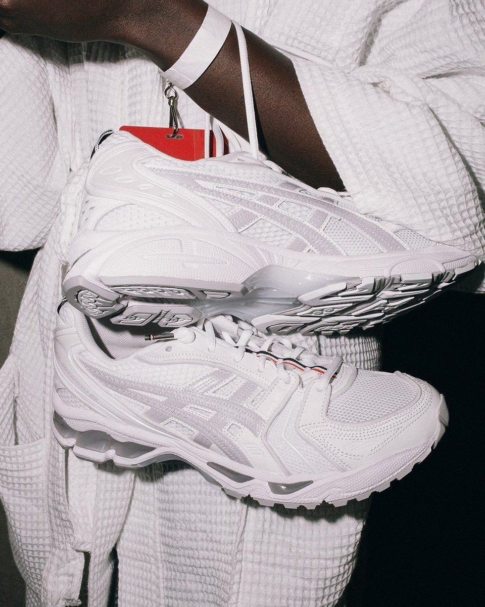JustFreshKicks's tweet photo. Thom Browne x ASICS GEL-KAYANO 14

🗓️ March 2nd https://t.co/ovX3EoOhDH