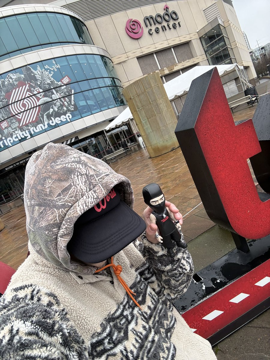 Jordan Bates tweet media