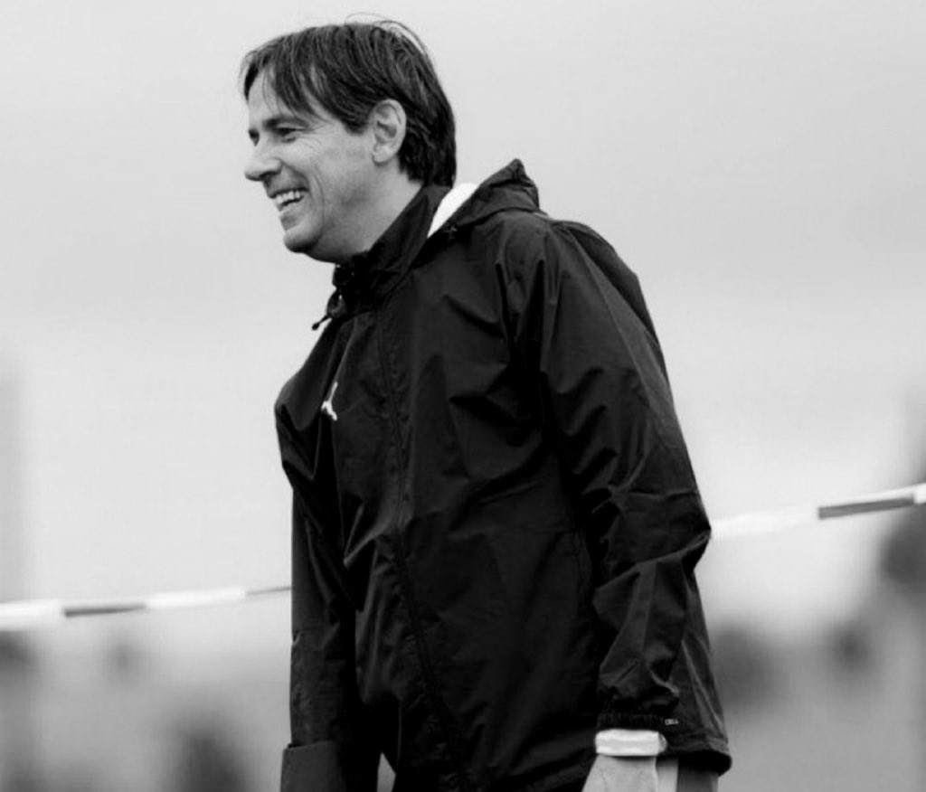 انقذوا الموسم وما تبقى من الموسم

بهذا فريق لا يمكن تحقيق كاس "جبن" بهكذا مدرب جبان تافه لا يمكن لنا المنافسه نهائياً ، هلال للاسف بدون هويه هلال بدون طعم ولا لون ، هلال بليد ضعيف وهش !

( انقذوا الهلال من انزاغي قبل فقدان البطولات )

كفايه مايحدُث

#اقاله_انزاغي_مطلب_الهلاليين