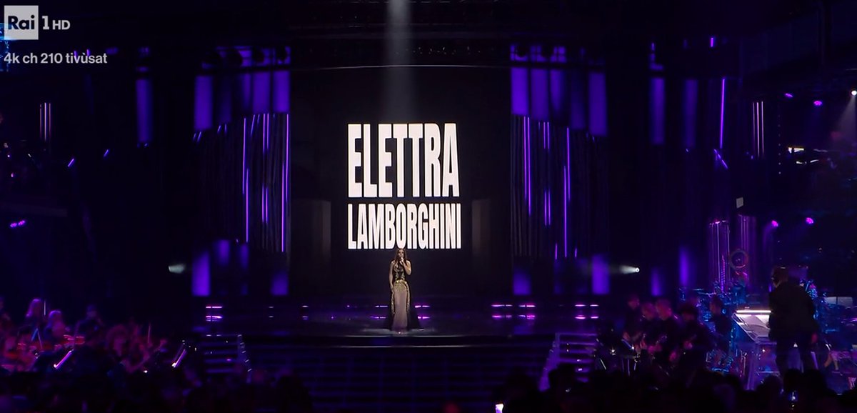 navahw's tweet photo. THIS IS CINEMA, THIS IS ART. #Sanremo2026 https://t.co/eygk1cbW1i