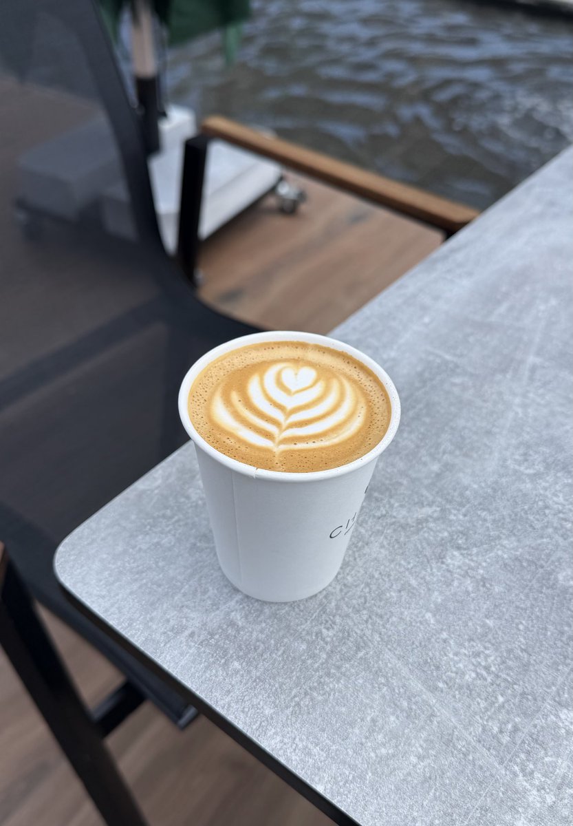 #بوح_آخر_الليل

قيمتـك أنت من يزيدها وينقصها ..❤️