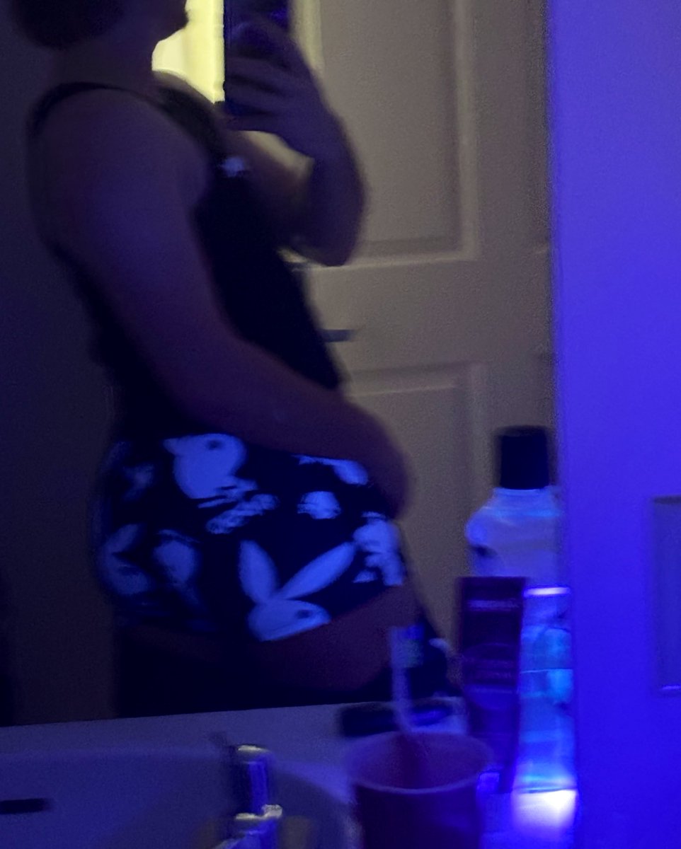 AdultToyEnjoyer's tweet photo. Let me be your pretty little playboy?  🐇
#trans #ftm #nsfw #playboy #kinky https://t.co/B8U8ivJAEy