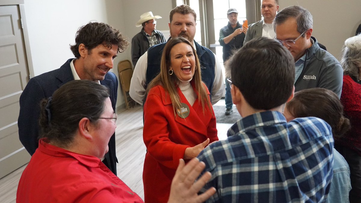 SarahHuckabee's tweet photo. Great to be in Berryville and Harrison today with my friend @Bobby_Ballinger and so many of his supporters. They are fired up to vote for a true conservative who will show up and represent them in the state senate when it matters most! https://t.co/1e7Y5J3sb4