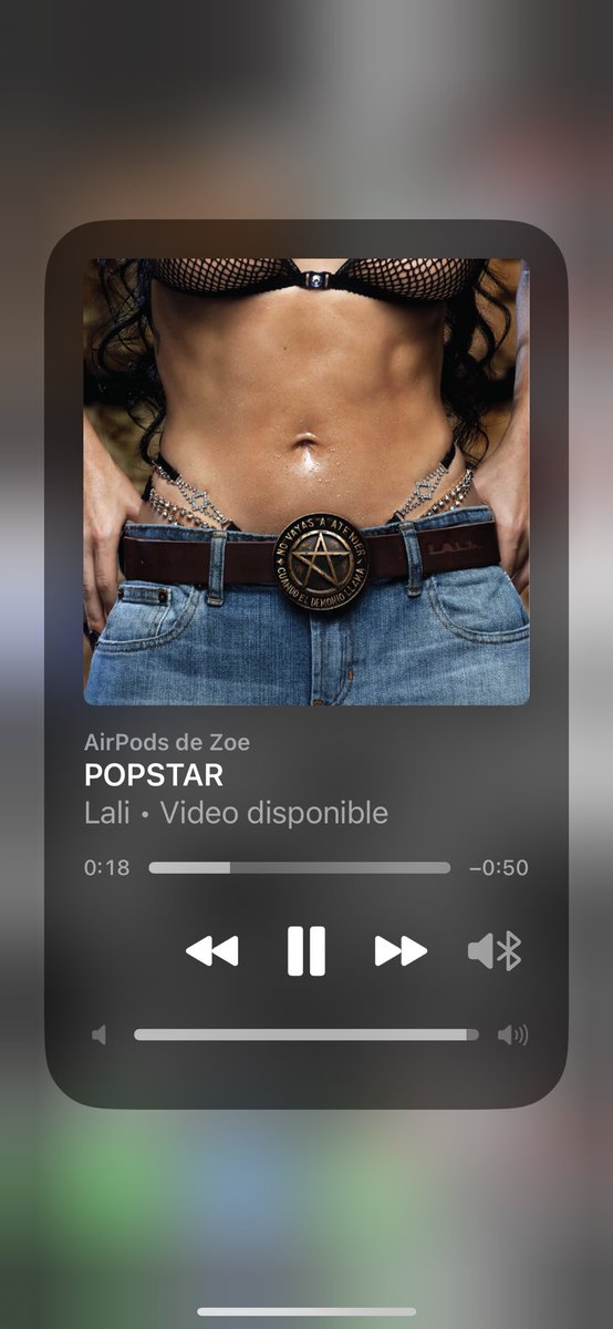 imaginate verme caminando por la calle con tremenda cara de orto mientras q en mis auriculares este sonando esto
