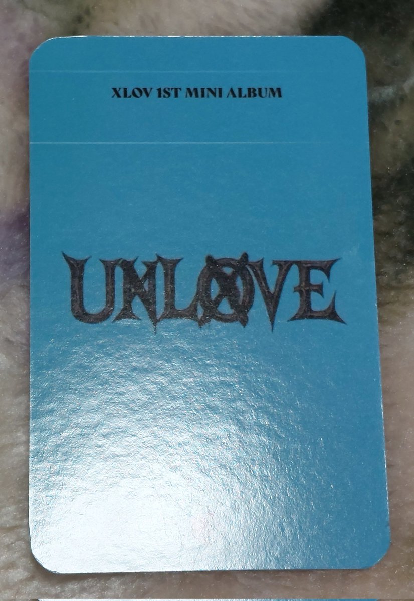 XLOV トレカ交換 譲:ウムティ(裏面に初期スレ有) 求:ヒョン 特典トレカ