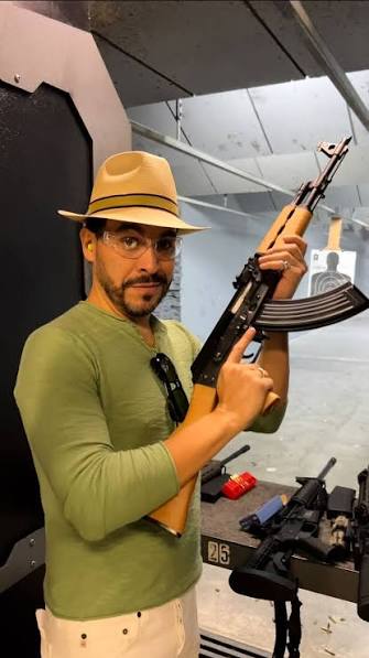 Abelardo la nueva efigie del cártel de la nueva generación y modelo representativo en memoria de "Mencho"