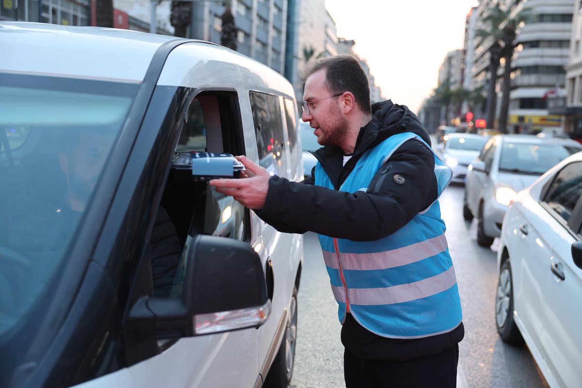 akgenclikizmir's tweet photo. 📍KONAK 

İl Başkanımız Sn. Bilal Saygılı’nın katılımlarıyla İftara Beş Kala programını gerçekleştirdik.
İftara beş kala vatandaşlarımıza yetiştik; Ramazan’ın bereketini, paylaşmanın ve dayanışmanın ruhunu hep birlikte yaşadık. https://t.co/pkp97PUtq3