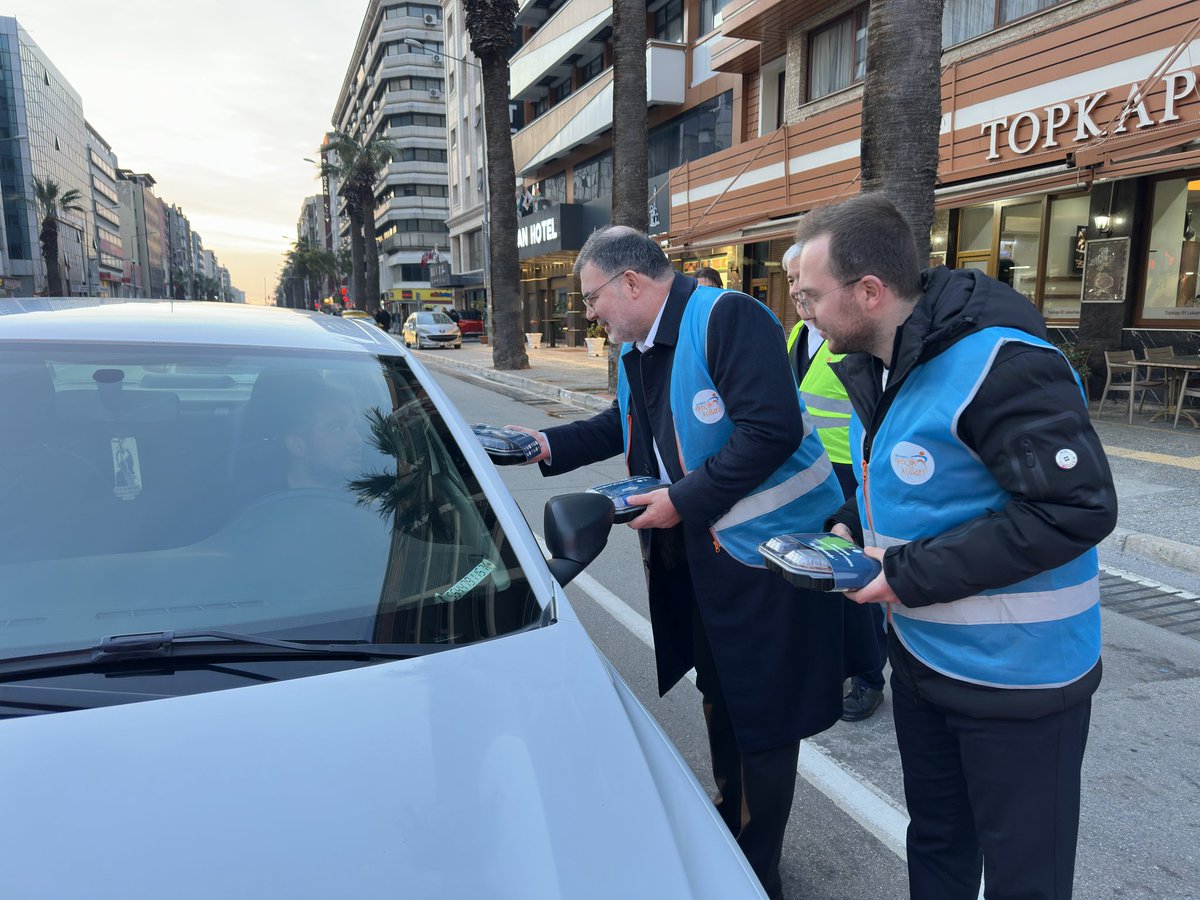 📍KONAK 

İl Başkanımız Sn. Bilal Saygılı’nın katılımlarıyla İftara Beş Kala programını gerçekleştirdik.
İftara beş kala vatandaşlarımıza yetiştik; Ramazan’ın bereketini, paylaşmanın ve dayanışmanın ruhunu hep birlikte yaşadık.