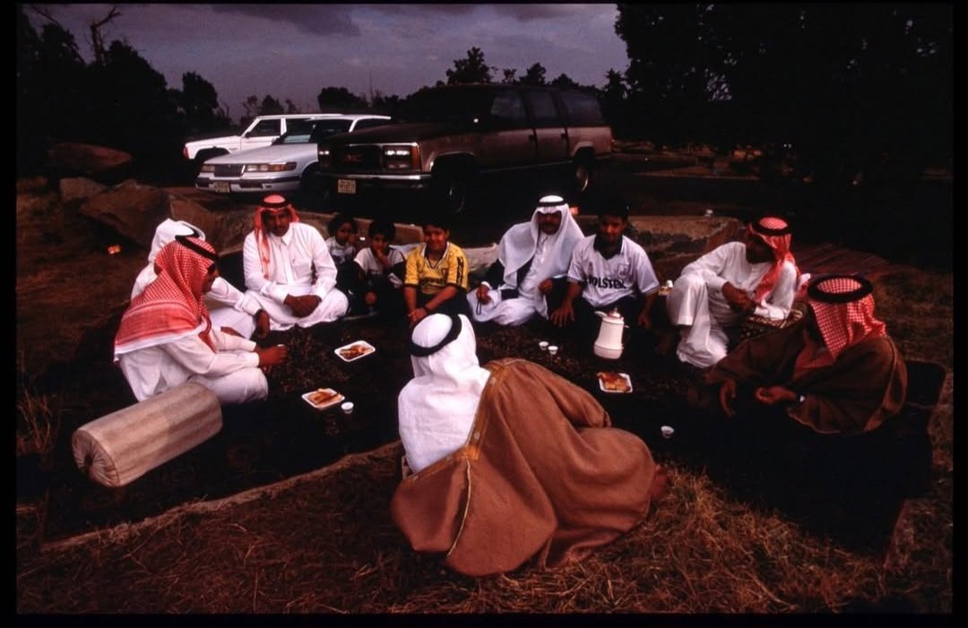 menavisualss's tweet photo. 🇸🇦 Abha, Saudi Arabia, 1997 

Photos by Scott Peterson https://t.co/f14nLQkUEn