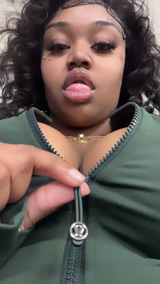I AM THE PROGRAM🥴 tweet media