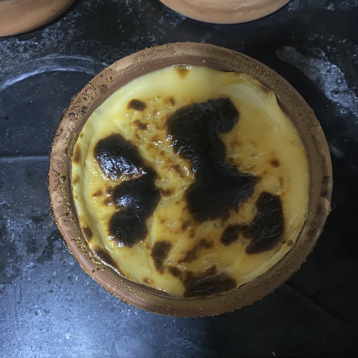 monireii's tweet image. Sonunda tutturdum yapabildiğim tatlı sayısı 3’e çıktı #aslavazgeçme #azim #çalışkanlık #irade ağlıorum çöp olacak die çok korktummmmmmmmmm