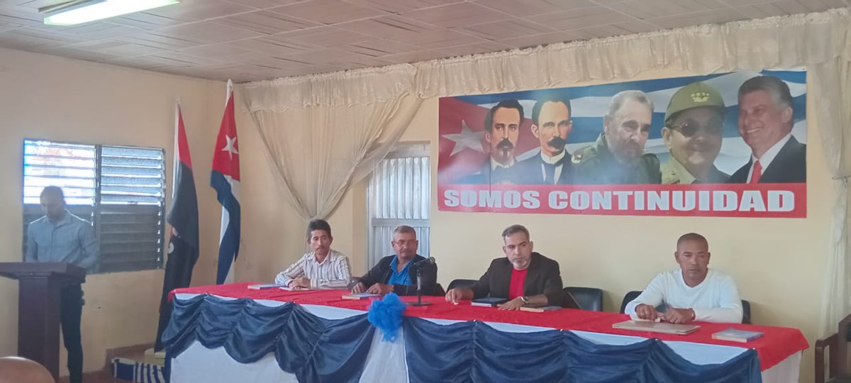 Universidad_UDG's tweet photo. @Universidad_UDG desarrolla Balance de Política de Cuadros en 2025 simultáneamente en #Bayamo y #Manzanillo, con la convicción que #CubaVencerá con el concurso de todos.
#CubaSoberana https://t.co/ODz02E5PSA