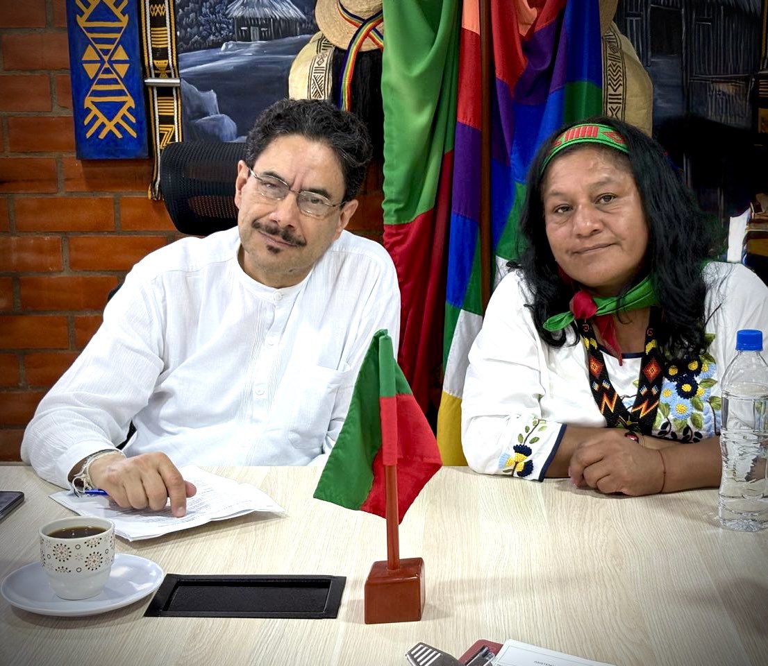 Seguimos acompañando a <a href="/IvanCepedaCast/">Iván Cepeda Castro</a> desde los procesos organizativos del Movimiento Indígena y Social del Sur Occidente ✊🏽🌀

Hoy, desde Santander de Quilichao, en el departamento del Cauca, respaldamos firmemente su candidatura presidencial.

#IvanCepedaPresidente #IvánNosUne