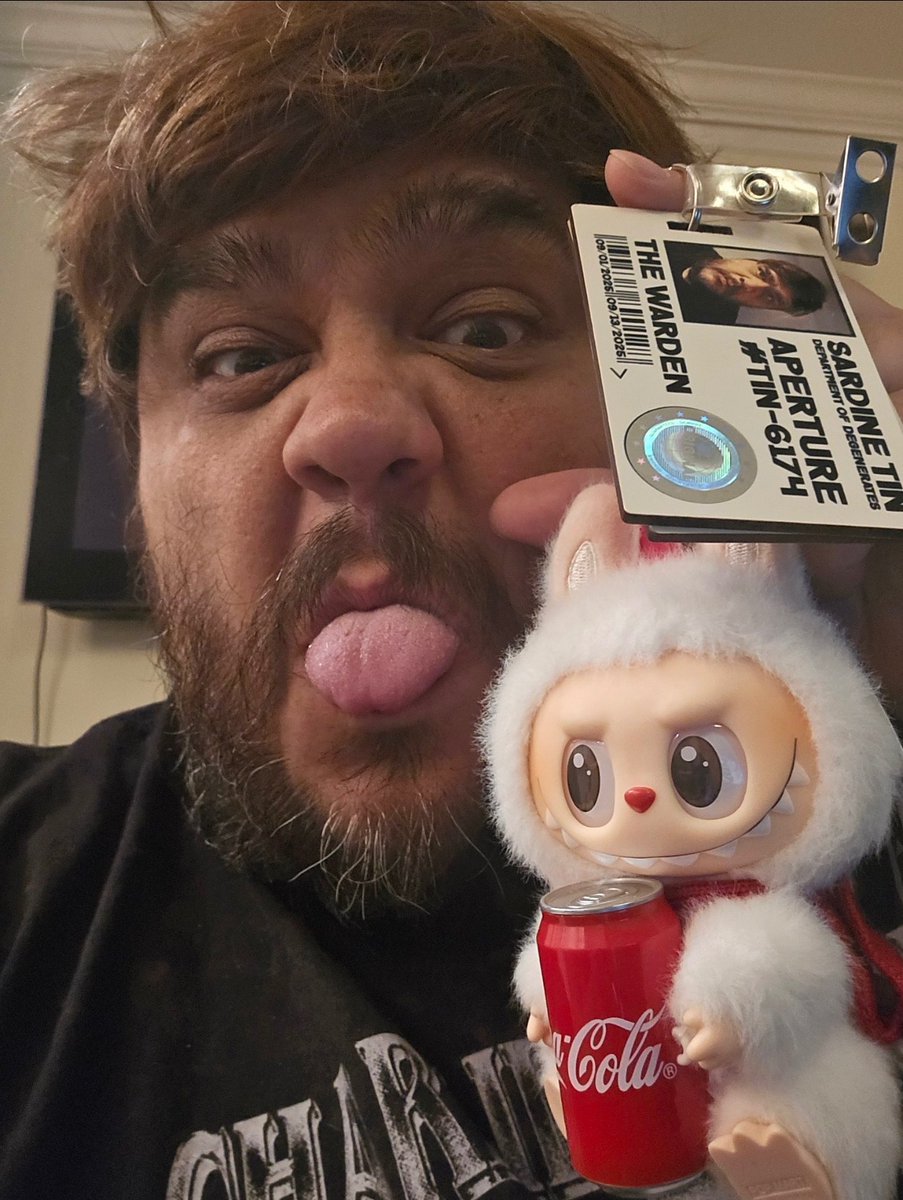 Cbotthehuman tweet media