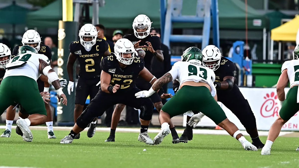 All Glory 2 God !! Blessed to receive a scholarship offer from Cal Poly State University! <a href="/CoachSLawanson/">Sammy Lawanson</a> <a href="/calpolyfootball/">Cal Poly Football</a> 🟢🟡#WinTheDay #GoMustangs🐎