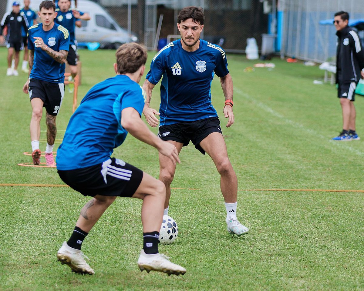 Con mi wachi <a href="/SolismoCS3/">Soldado de Klimowicz ✊🏻💙</a> 
Cada vez más cerca de volver a casa ⚡️💙🧉