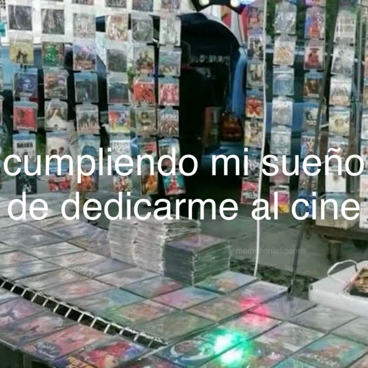 memesenlosgenes tweet media