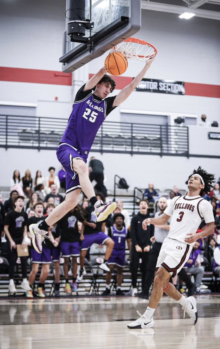 FayBulldogsBB's tweet photo. One last time in Bulldog Arena tonight for our 7 seniors!! ๐ถ๐๏ธ
7:30 vs Southside
#25 - @Henry_sims10
Favorite #Purple memory:
Traveling with my friends to tournaments out of town
Advice to #FutureDogs:
Try to be close to your teammates
#PurpleDNA ๐ถ๐
#EverythingMatters ๐ https://t.co/xCCDaYISiE