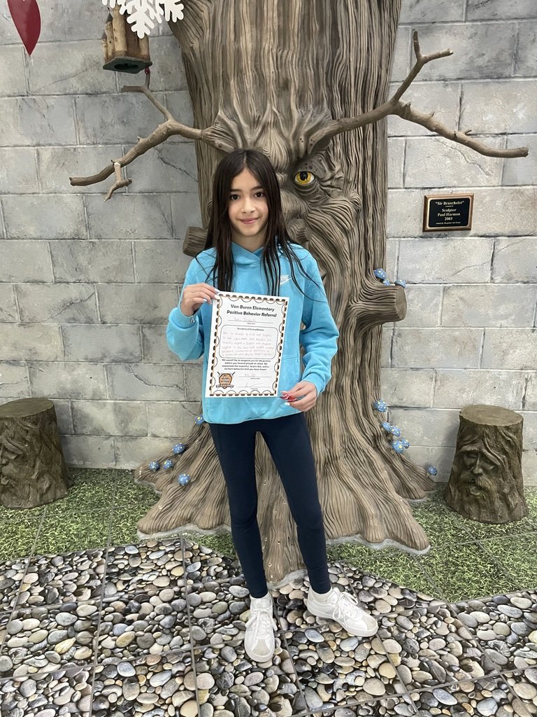 Congrats to our Elementary Knights of the Round Table for February and Kori for her Positive Behavior Referral!

#BeABlackKnight