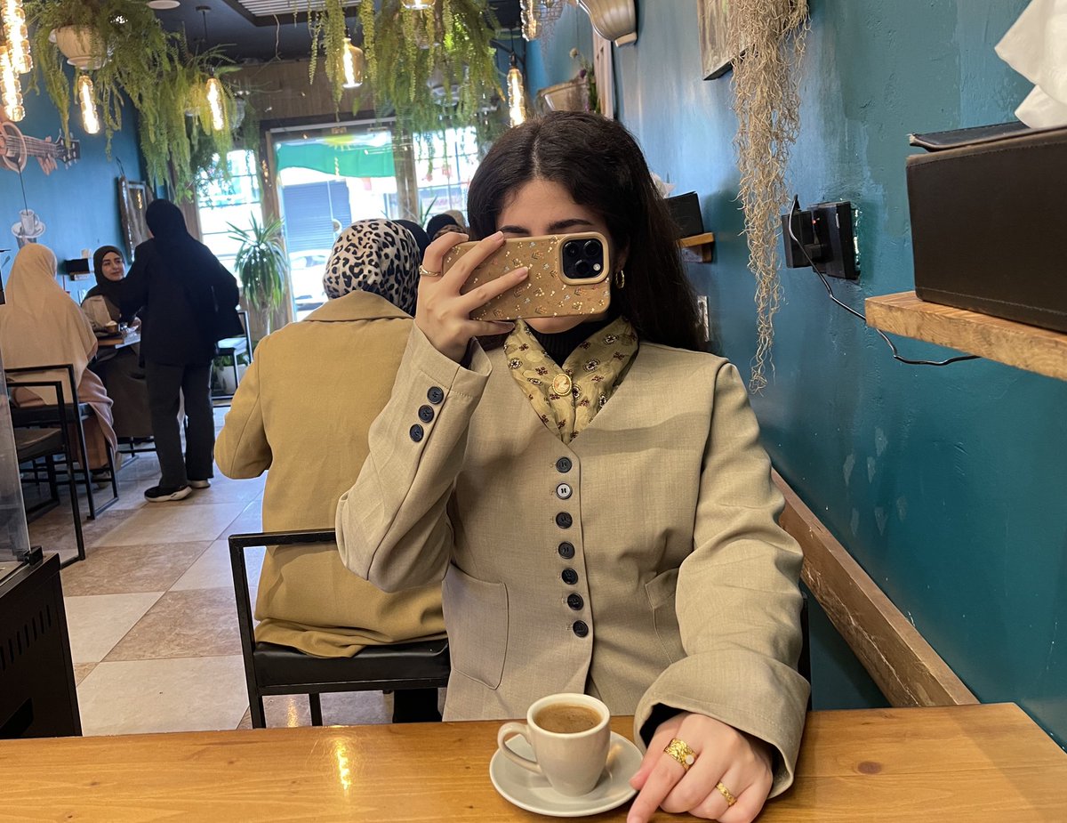 gvvva1's tweet photo. 🕯️🎞️🪐🕰️ https://t.co/Vb2pRuF4A2