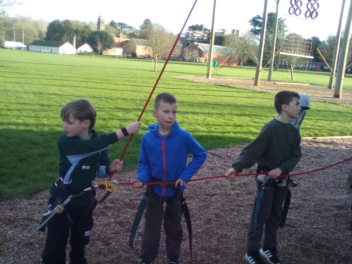 year4barwell's tweet photo. Climbing https://t.co/mYqDsPIcCi