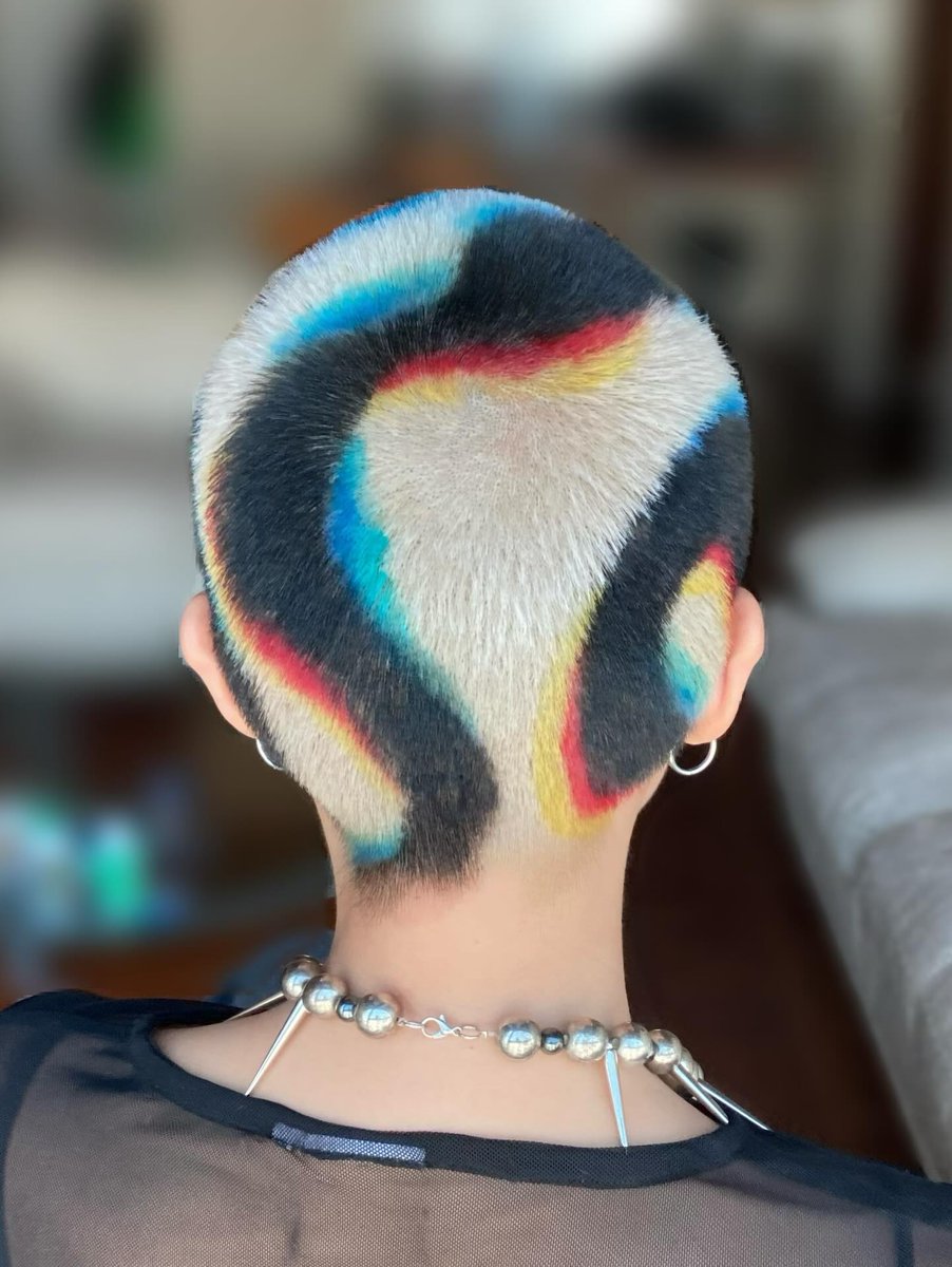 arcticfoxcolor's tweet photo. We're speechless🖤😍🩵

@tomoka.mocha used Poseidon, Aquamarine, Poison, Cosmic Sunshine , and Neon Moon

https://t.co/Cfv5YrY4Qe

#buzzcutdesign #hairart #ArcticFoxHaircolor #AFAquamarine #AFPoison #AFPoseidon #AFCosmicSunshine #AFNeonMoon #vegan #crueltyfree https://t.co/YueDmVKObW