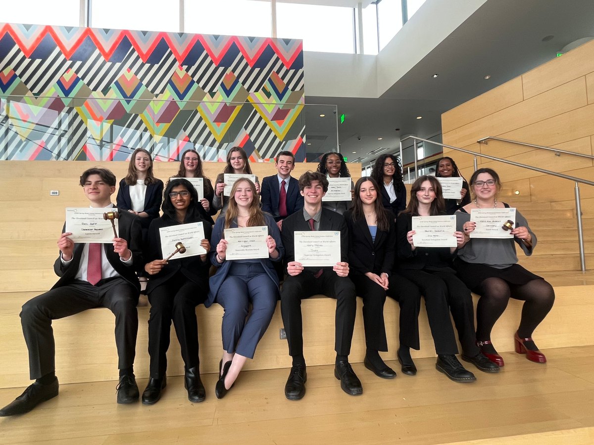 stvmirish's tweet image. Dominant showing by STVM #ModelUN at the CCWA Conference hosted by CWRU!☘️
For the 3rd time this season, #STVM earned Best Delegation, sweeping all three Northeast Ohio #CCWA conferences. Delegates earned awards in 7 of 8 committees — including 4 Best Delegate honors!
#IrishPride