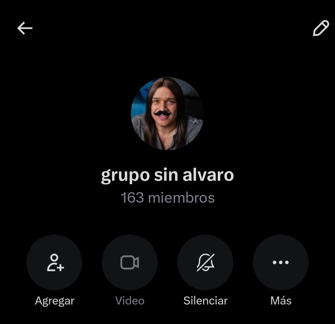 Cuando <a href="/Cr7stianismo_/">CR7STIANISMO🇪🇸🇵🇹</a> entre al Grupo y vea a 100 Panchos peleando contra un Ingles en su idioma va a Flipar
