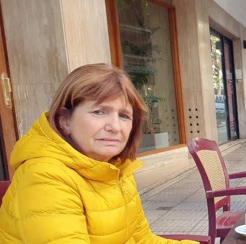 intisumaj2's tweet photo. Denunciaron a Patricia Bullrich y a su hijo por lavado de dinero en la cadena de cafeterías "TOSTADO".
Che no hay uno decente??? https://t.co/Au3KwEAaQT