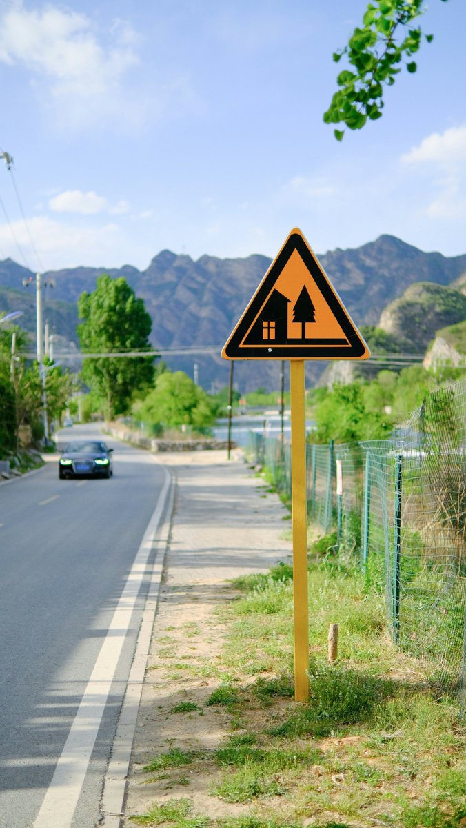 PTLInsurance's tweet image. 🚗💥 Accidents happen—even to the safest drivers.
 Accident Forgiveness Coverage keeps your rates from rising after your first at-fault accident 😬🚘Drive worry-free, SoCal!
 #InsuranceProtection #AutoCoverage