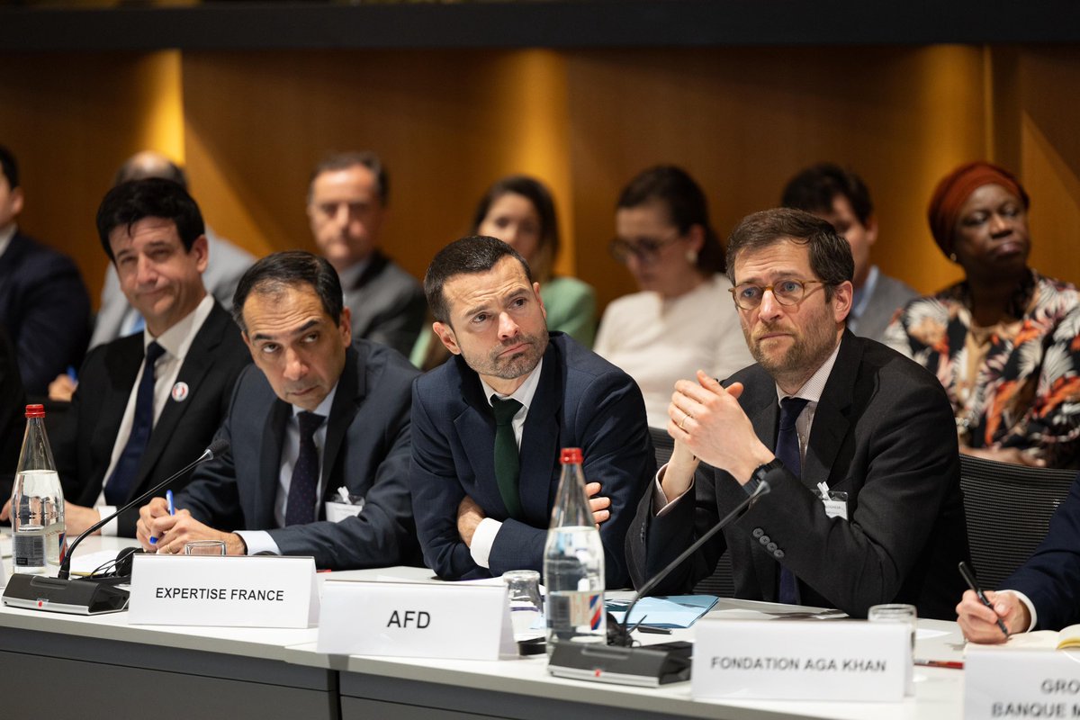 Éléonore Caroit tweet media