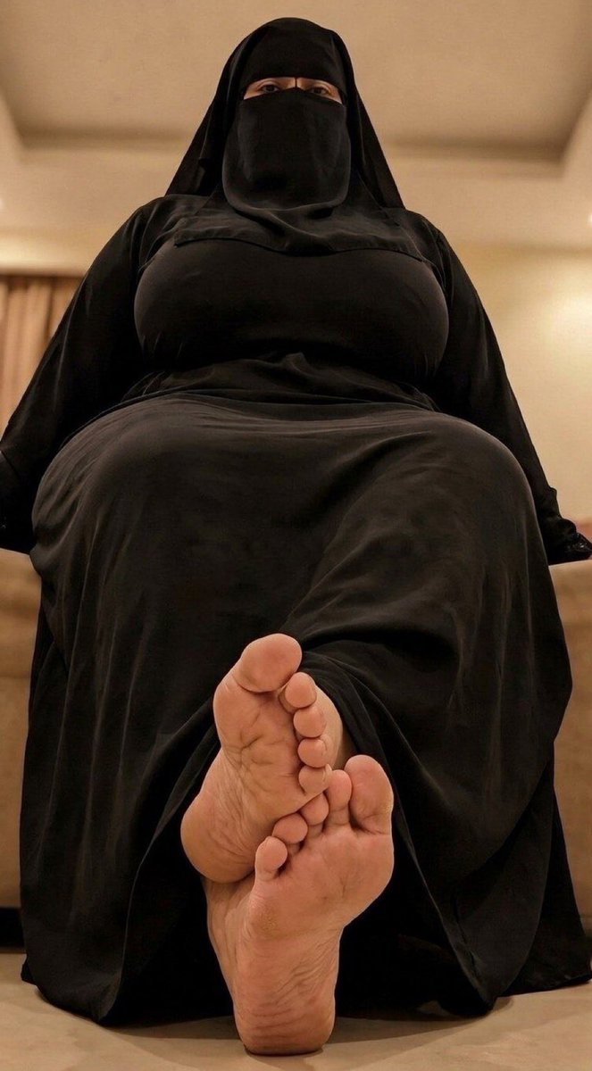 GodMiranda13's tweet photo. Muslim Feet should rule the West NOW. I want all you white losers, on your knees and worship My Sister Holy Feet.

Findom paypig footslave foot goddess https://t.co/VKdc2IAfNO