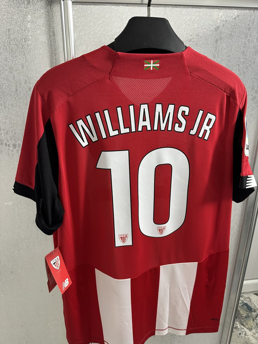 Athletic Bilbao Nico Williams Orijinal Forma

1400₺🎉

L Beden✅