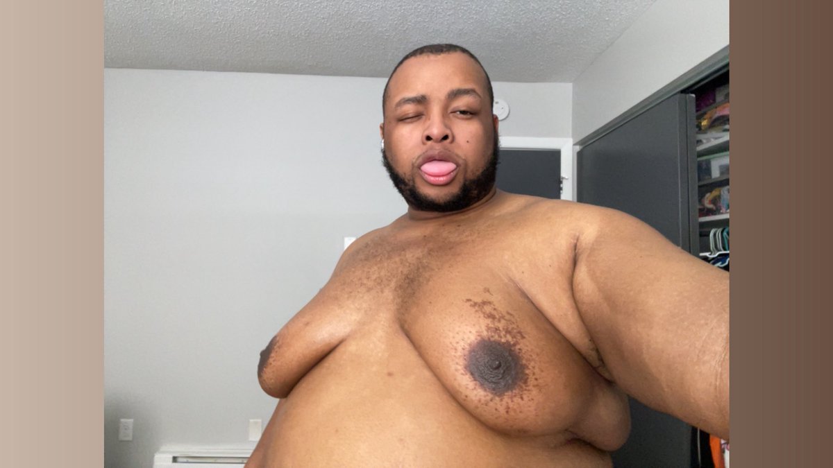 Big boy with big tits 😘🤤