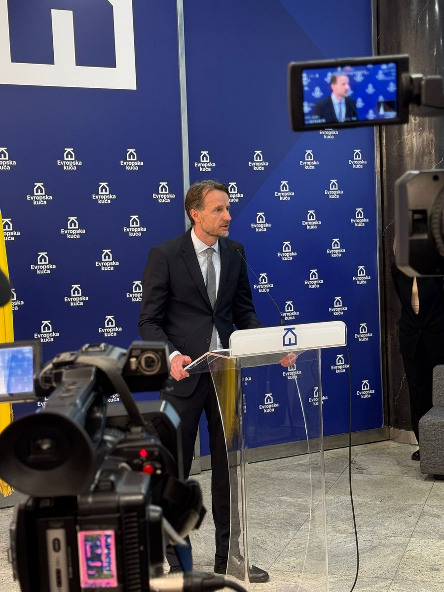 A von Beckerath tweet media