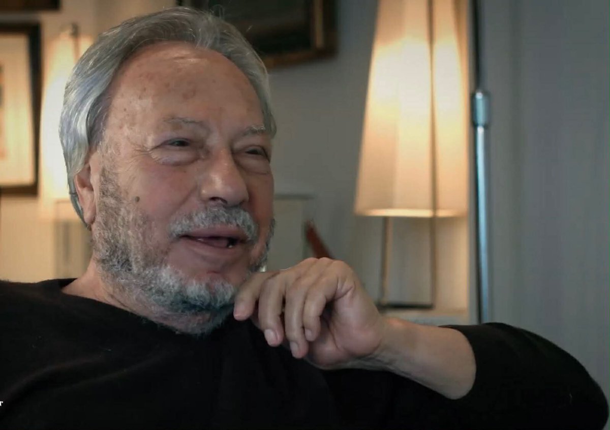 O, Ferit Edgü"

a-part.online/hafif/o-ferit-…

Yalnızca çağdaş Türk edebiyatının değil, aynı zamanda bir bütün olarak çağdaşlığımızın öncülerinden Ferit Edgü'nün 90. yaşını, Edgü'nün daha önce hiç yayınlanmamış bir mektubu ile kutluyoruz. 1986 tarihli, zarafet dolu cümleleri apart'la