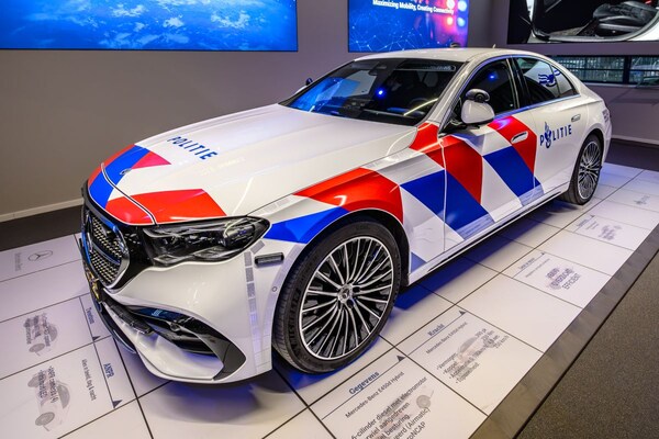 AutoWeek tweet media