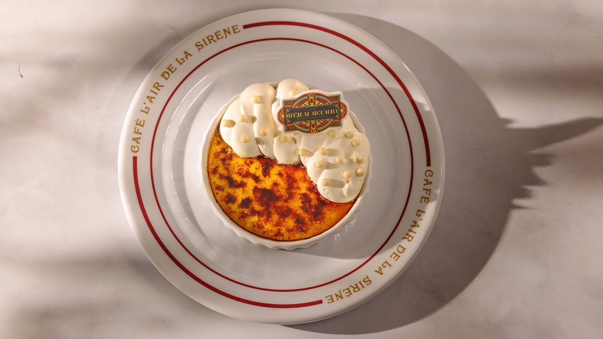 BREAKING: Butterbeer waffles and crème brûlée are coming to Universal's Wizarding World of Harry Potter! 🍺

Starting March 1 during Butterbeer Season, find these treats and special merch at Universal Orlando Resort.